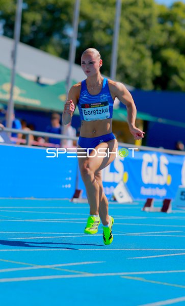 Emma Goretzka (#23) beim Sprint im Michael-Hoffmann-Stadion Mannheim