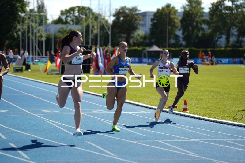 Emma Goretzka beim 100m-Sprint im Michael-Hoffmann-Stadion Mannheim