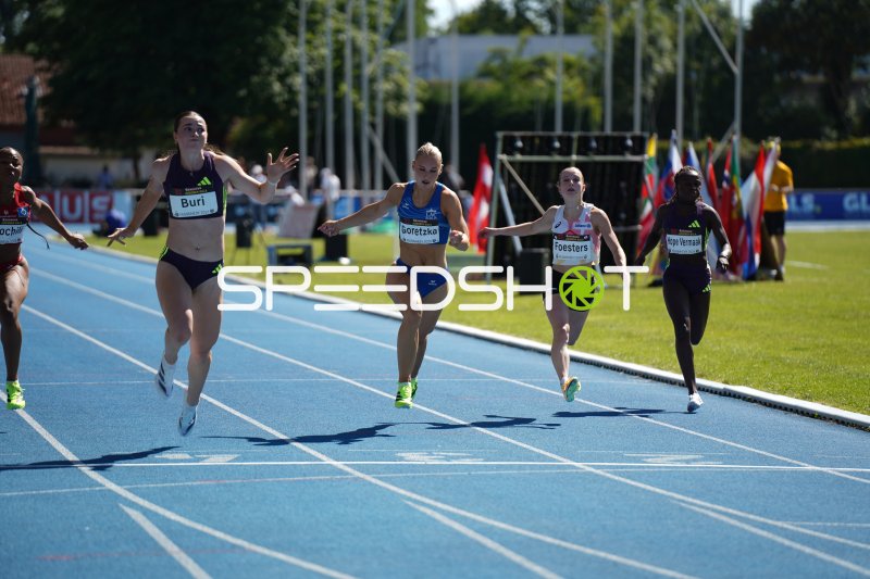 Lore Foesters und Emma Goretzka im Sprint-Finale in Mannheim