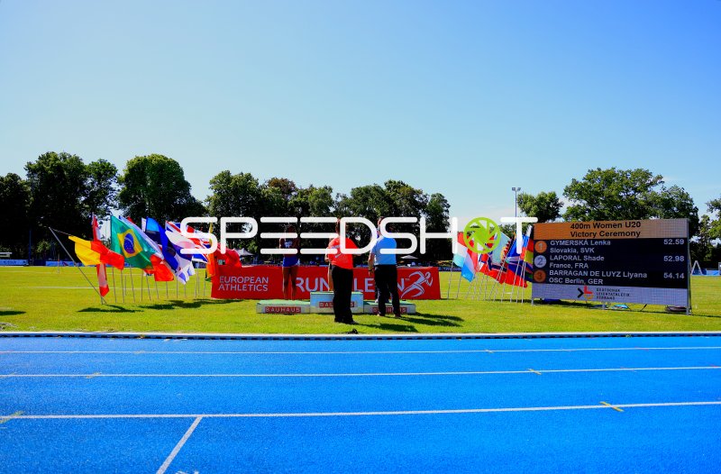 Siegerehrung 400m Frauen U20 – Lenka Gymerská gewinnt Gold