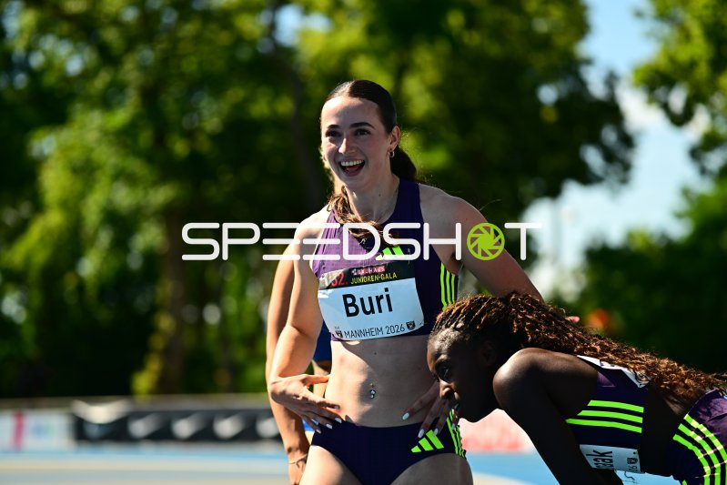 Xenia Buri (#310) nach dem Rennen bei der Junioren-Gala Mannheim