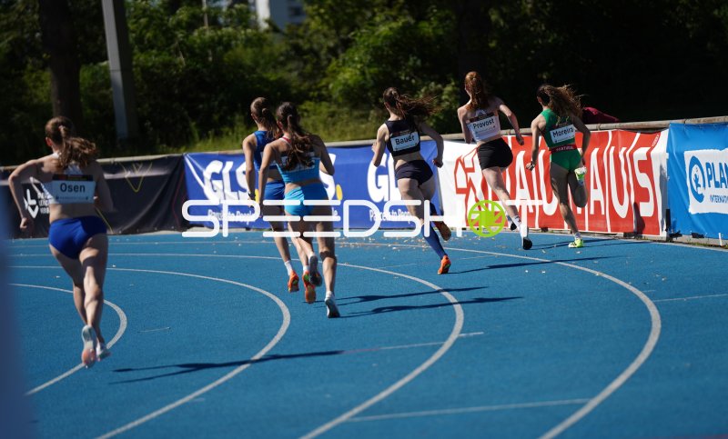 Bauer, Provost und Moreira im Kurvenduell beim 800m-Lauf in Mannheim