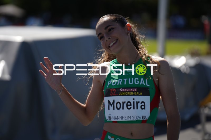 Mariana Moreira (#285) winkt bei der Bauhaus Junioren-Gala Mannheim 2026