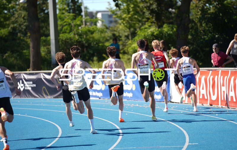 800m-Lauf mit Collette, Simon, Barthel und Csikos im Michael-Hoffmann-Stadion