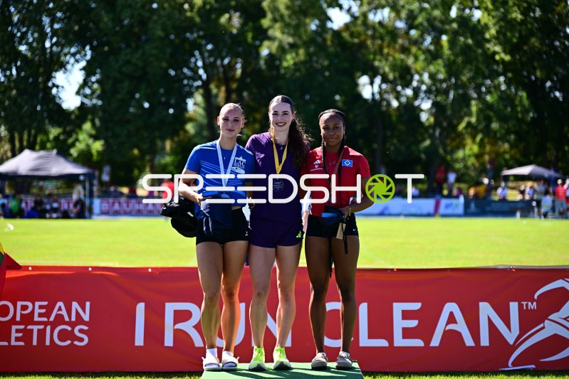 Siegerehrung mit Xenia Buri, Emma Goretzka und Lena Anochili in Mannheim