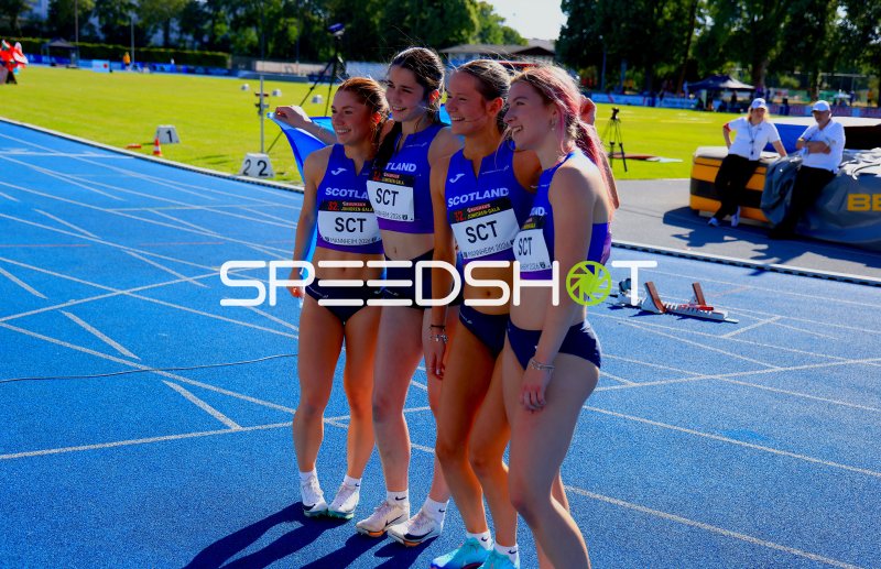 Scotland-Staffel (SCT) posiert nach dem Wettkampf in Mannheim