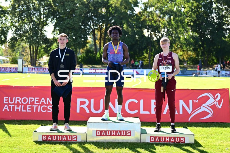 Siegerehrung mit Ainars Erglis bei Leichtathletik-Meeting in Mannheim