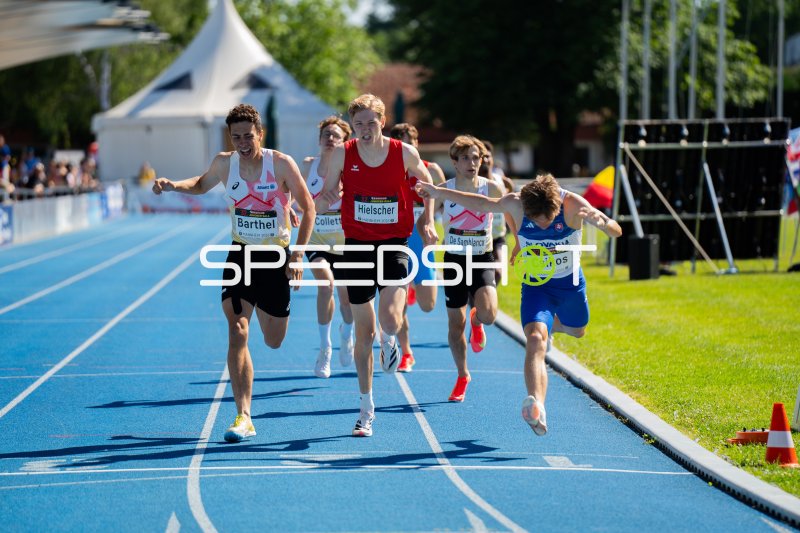 Lucas Barthel, Theo Hielscher und Renu De Samblancx im 800m-Finale