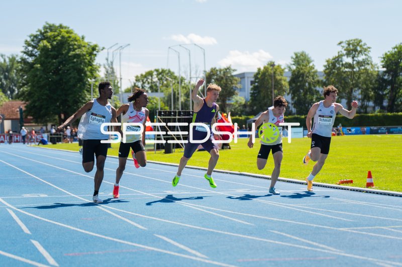 Jakob Kemminer, Akira Eghagha und Sam Van Dooren im Sprintfinale in Mannheim