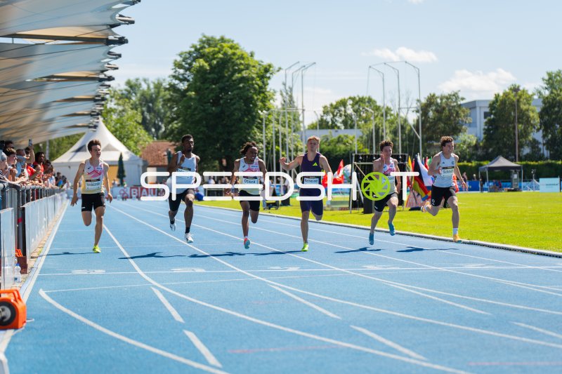 Akira Eghagha und Bright Otiora im 100m-Sprint im Michael-Hoffmann-Stadion Mannheim