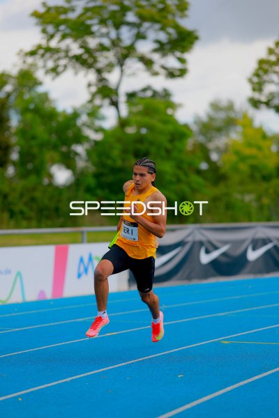 Sprinter mit Startnummer GER 1 beim Sprint im Michael-Hoffmann-Stadion Mannheim