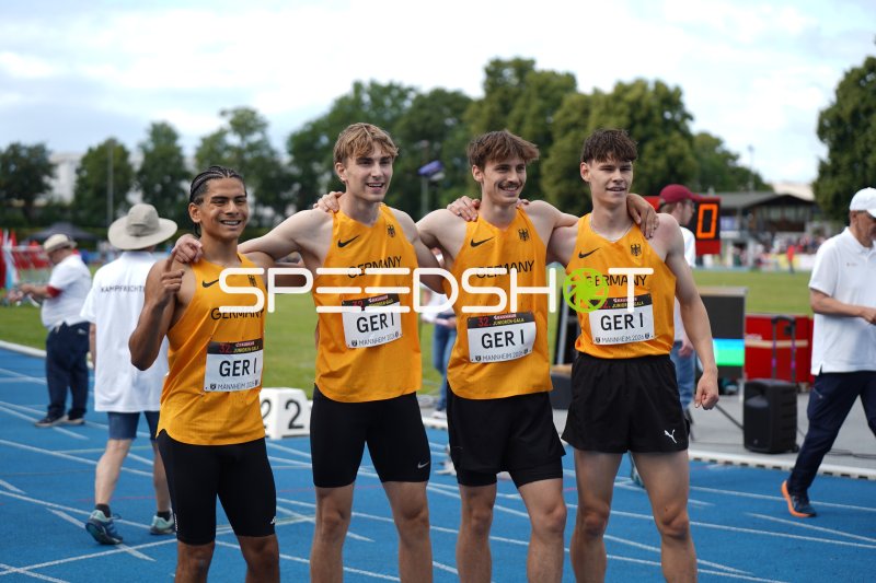 Nikolas Raeth und Tjark Schult mit Team GER I bei der 32. Junioren-Gala Mannheim