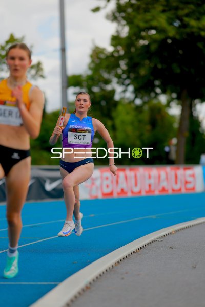 Scotland-Athletin beim 4x100m-Staffellauf bei der Bauhaus Junioren-Gala Mannheim