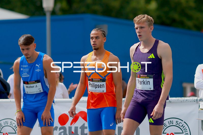 Eljahro Philipsen (#260) und Jayden Parkin (#360) bei der Bauhaus Junioren-Gala Mannheim