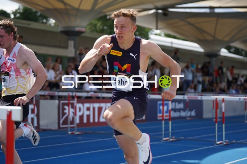 Daniel Hehn (#416) bei den 110m Hürden der Baunaue Junioren-Gala Mannheim