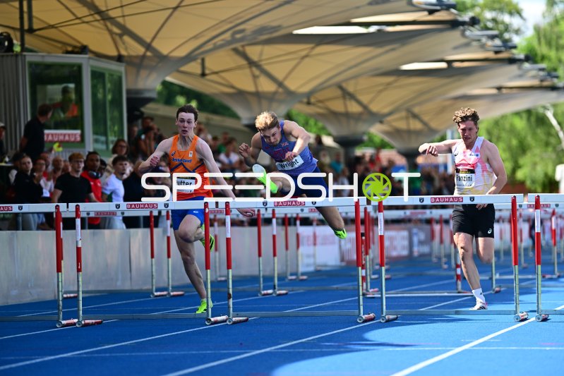Jim Putter (#261), Toby Wright (#219) und Rafael Franzini (#106) bei den 110m Hürden in Mannheim