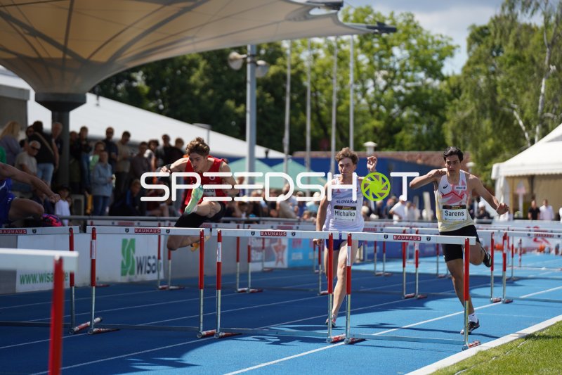 Matej Michalko und Paul Sarens beim 110m-Hürdenlauf in Mannheim