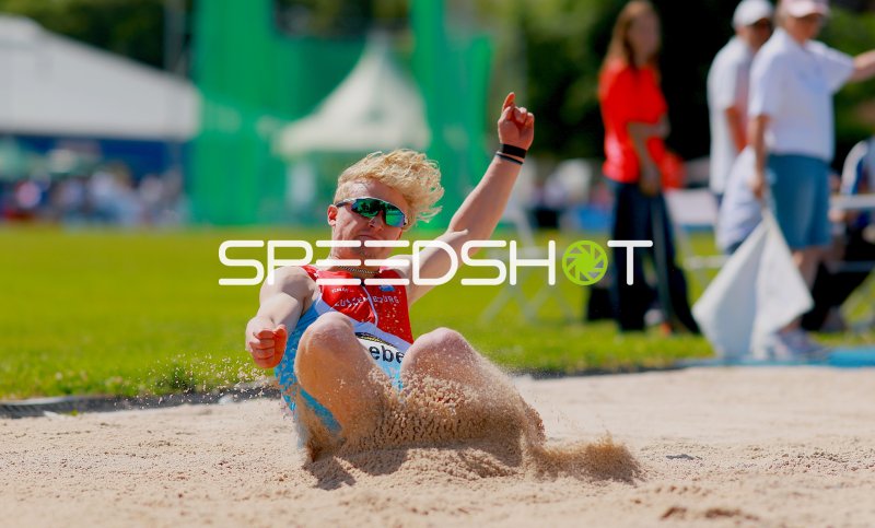Luxemburger Athlet landet im Weitsprung-Sand beim Michael-Hoffmann-Stadion