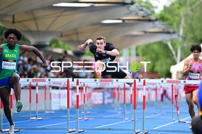 Sven Rymann beim 110m-Hürden im Michael-Hoffmann-Stadion Mannheim