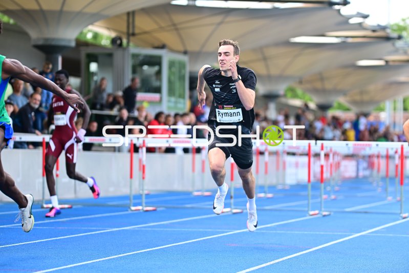 Sven Rymann (#328) beim 110m-Hürdenlauf in Mannheim