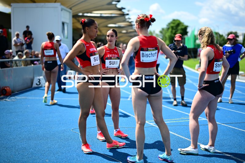 Schweizer Staffelteam vor dem 4x100m-Lauf in Mannheim