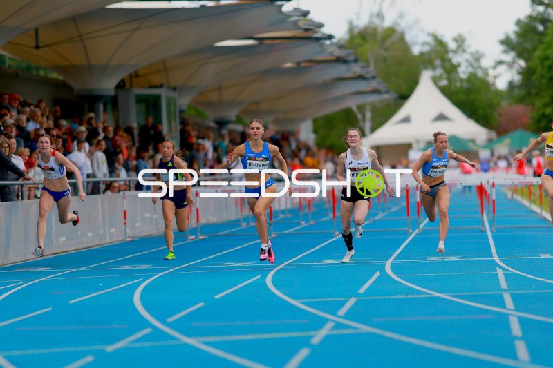 Kurzawa Shira, Megan Nieman und Pia Lauren Matsalu im 100m-Hürdenlauf