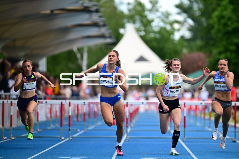 Shira Kurzawa und Pia Lauren Matsalu im 100m-Hürden-Finale in Mannheim