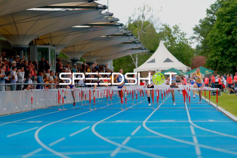 400m-Hürden der Frauen im Michael-Hoffmann-Stadion Mannheim