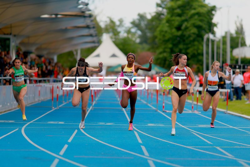 Ndasi Daryl, Laura Frličková und Jil Sanchez im 100m-Hürden-Finale