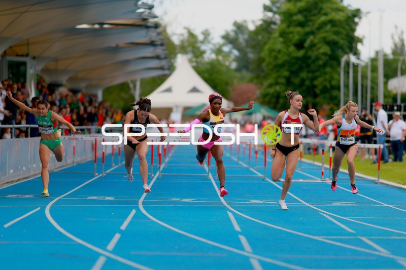 Ndasi Daryl, Jil Sanchez und Laura Frličková im Hürdenfinale in Mannheim