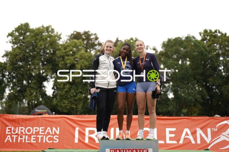 Siegerehrung bei European Athletics im Michael-Hoffmann-Stadion Mannheim