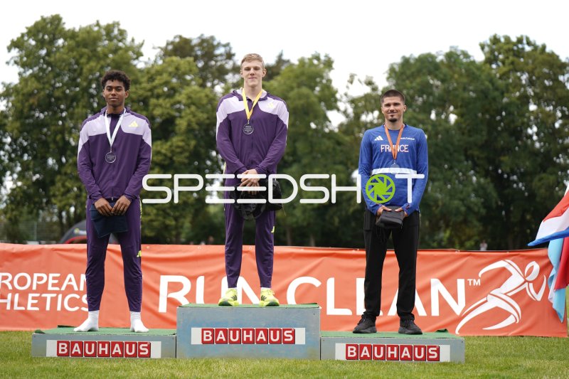 Siegerehrung mit Jayden Parkin (Gold), Anthony Johnsen (Silber) beim Leichtathletik-Meeting Mannheim