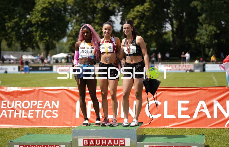 Siegerehrung mit Jil Sanchez, Sereina Liem und Ndasi Daryl in Mannheim