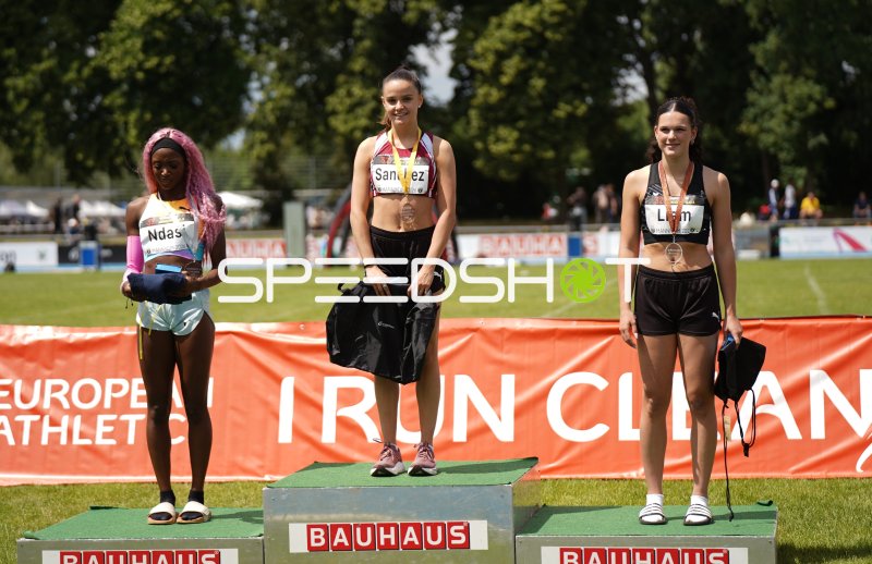 Siegerehrung mit Jil Sanchez, Sereina Liem und Ndasi Daryl in Mannheim
