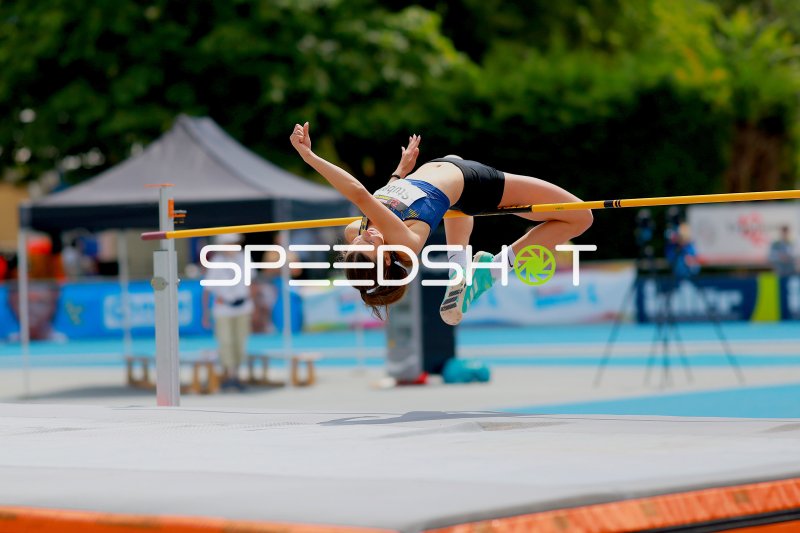 Nicole Stuber (#333) beim Hochsprung im Michael-Hoffmann-Stadion Mannheim