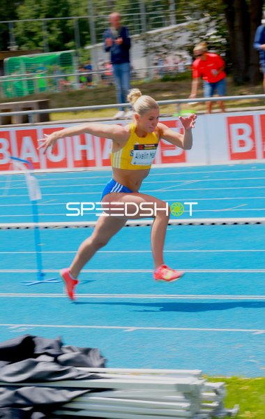 Ella Alvelin MALM (Sweden) beim Weitsprung im Michael-Hoffmann-Stadion Mannheim