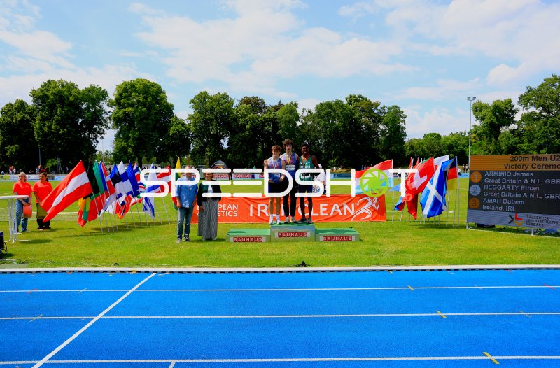 Siegerehrung 200m Men U20 mit James Arminio, Ethan Heggarty und Dubem Amah