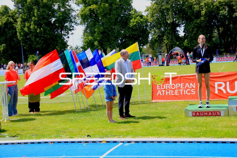 Siegerehrung bei European Athletics im Michael-Hoffmann-Stadion Mannheim