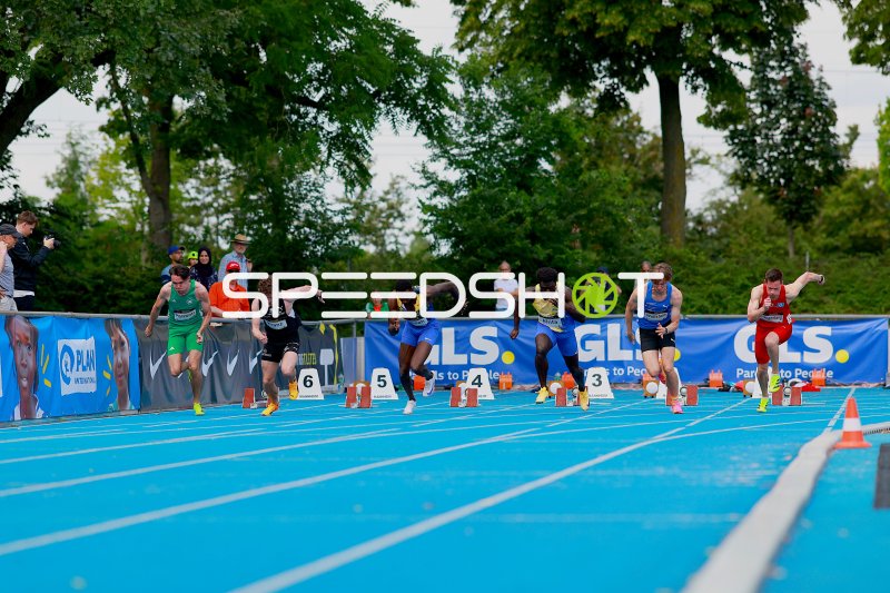 Sprintstart im 100m-Lauf beim Meeting in Mannheim