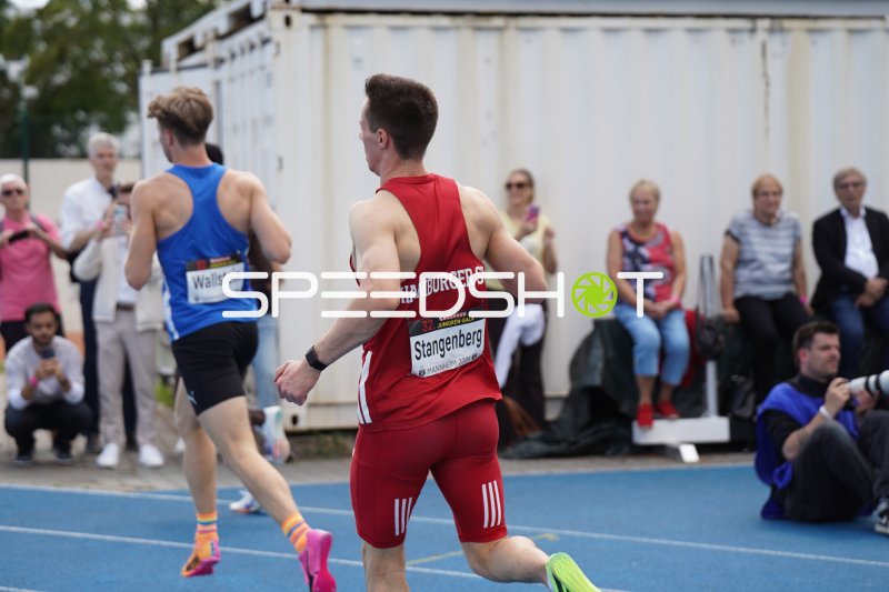 Malte Stangenberg (#88) beim 200m-Lauf, Bauhaus Junioren-Gala Mannheim