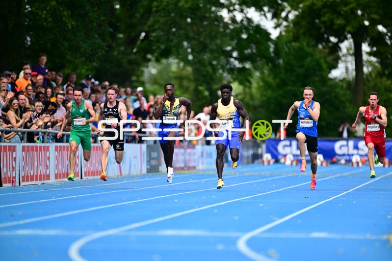 Benedikt Thomas Wallstein und Malte Stangenberg im 800m-Sprint im Michael-Hoffmann-Stadion