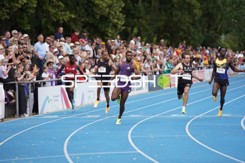 Lucas Ansah-Peprah beim 100m-Sprint im Michael-Hoffmann-Stadion Mannheim