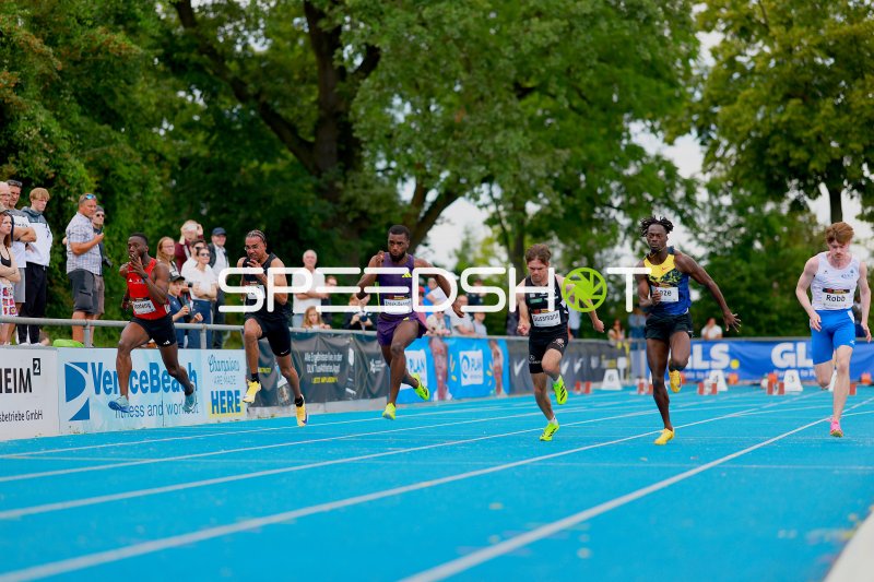 Lucas Ansah-Peprah und Heiko Gussmann im 100m-Sprint im Michael-Hoffmann-Stadion Mannheim