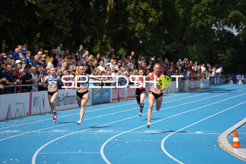 Finja Köchling beim Sprint im Michael-Hoffmann-Stadion Mannheim