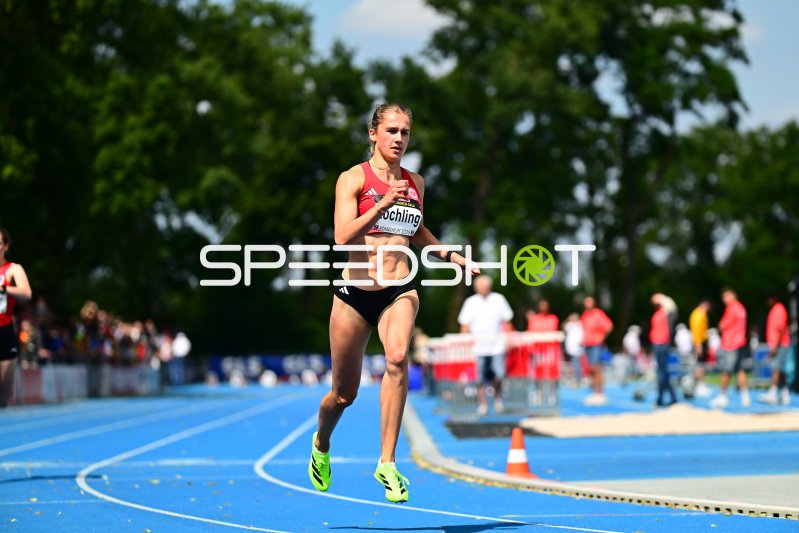 Finja Köchling beim Sprint im Michael-Hoffmann-Stadion Mannheim