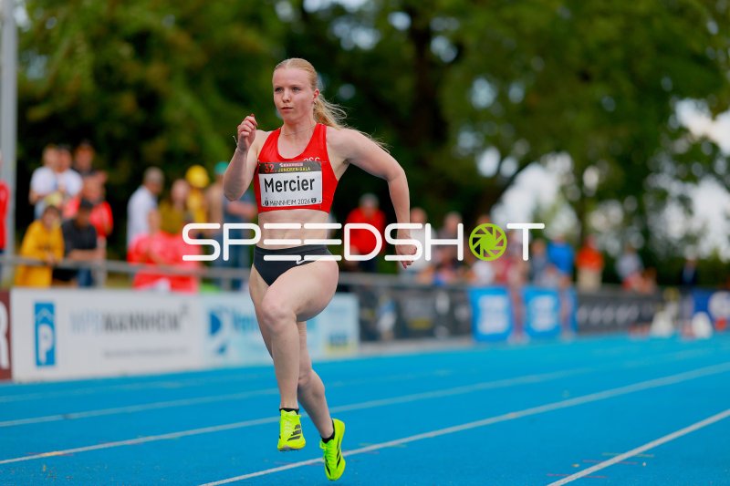 Nadine Mercier (#50) beim Sprint im Michael-Hoffmann-Stadion Mannheim