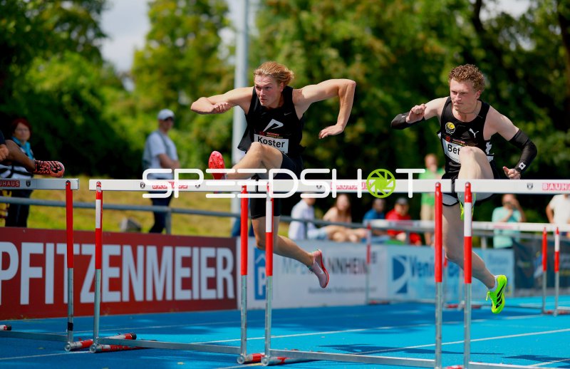 Timme Koster (#258) und Bruno Betz (#466) bei den 110m Hürden in Mannheim