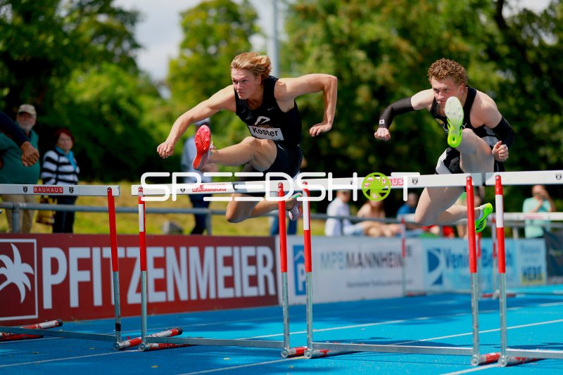 Timme Koster (#258) beim 110m-Hürdenlauf im Michael-Hoffmann-Stadion Mannheim