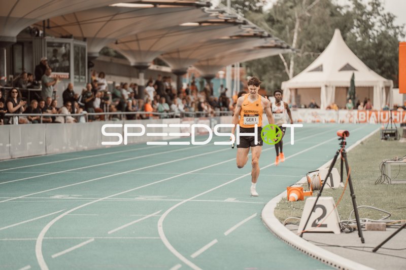 Deutschland (GER I) im 4x100m-Staffellauf beim Leichtathletik-Meeting Mannheim