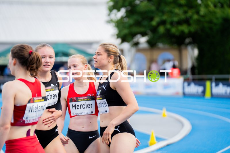 Anna Pantchev und Sina Kammerschmitt bei der 32. Junioren-Gala Mannheim